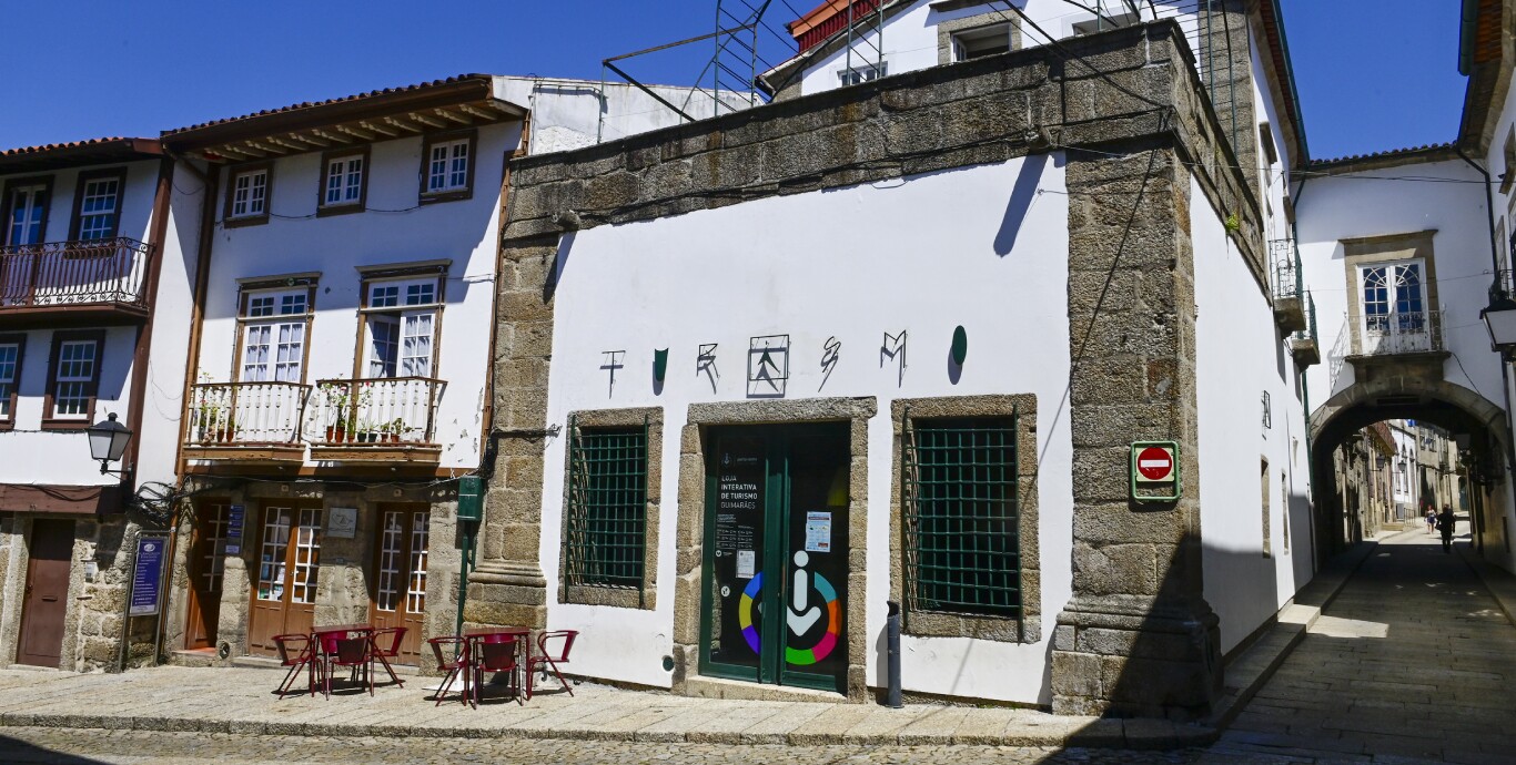 Posto de Turismo da Praça de S. Tiago