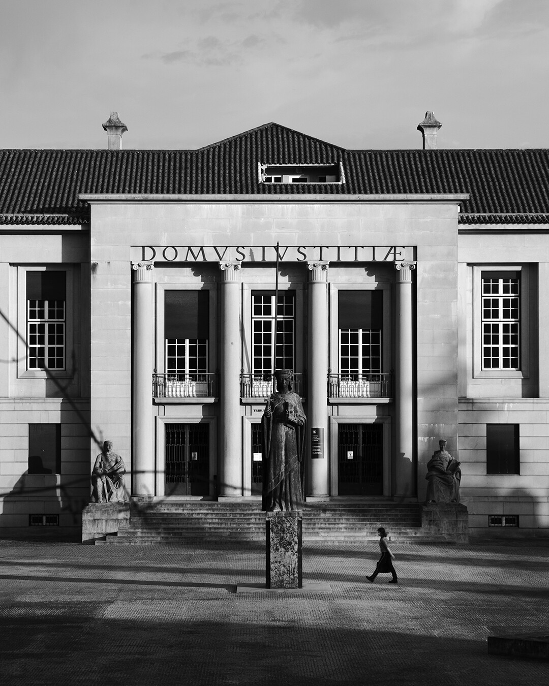 DOMVS IVSTITIAE - Abilio Cunha