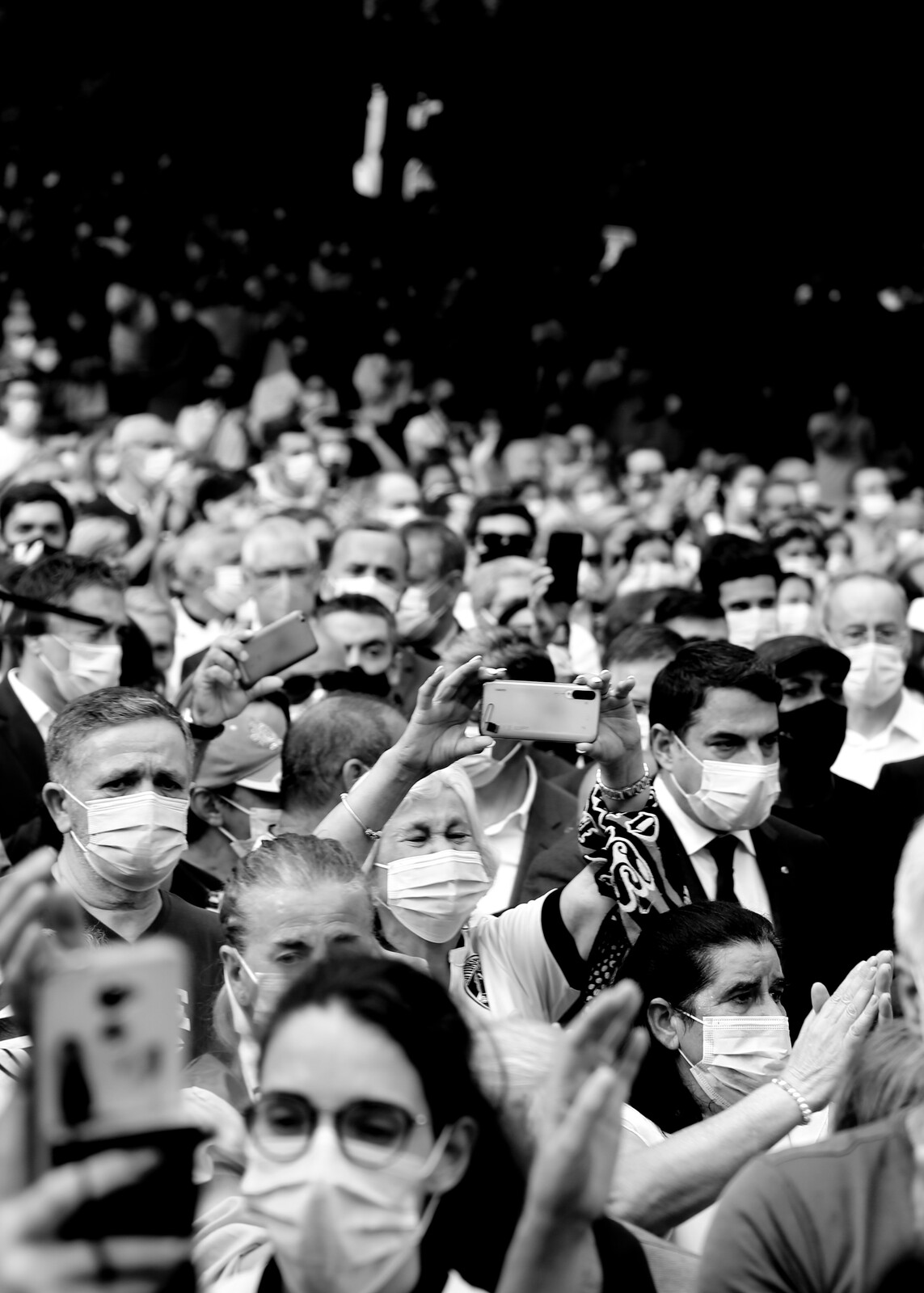 Filhos do Berço - Hugo Faria